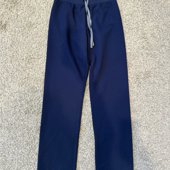 Figs Women's High-Waisted Livingston Scrub Pant - Picture 2 of 4